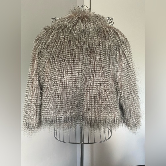 Bardot Junior silver/grey faux fur jacket - Picture 5 of 8